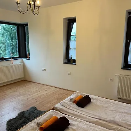 Lakner Lovarda Apartamento *